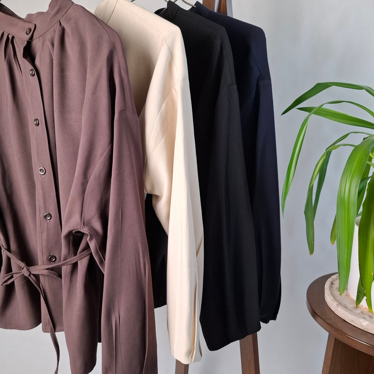 شومیز لایوسل بند دار فوقالعاده با کیفیت رنگای کلاسیک - Narm Collection